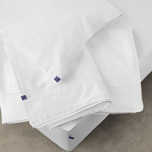 Load image into Gallery viewer, white