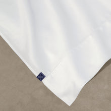 Load image into Gallery viewer, white