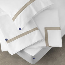 Load image into Gallery viewer, beige